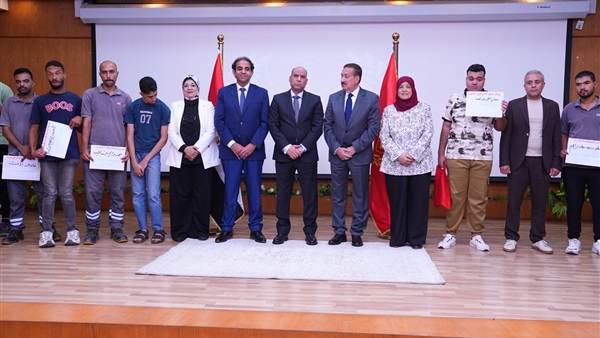وزير العمل
