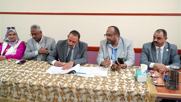محافظ سوهاج