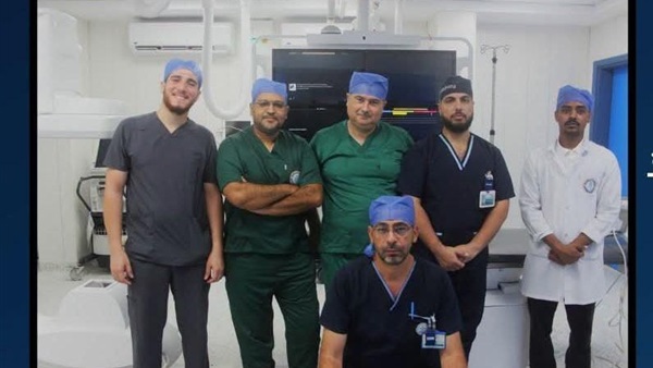 الفريق الطبي
