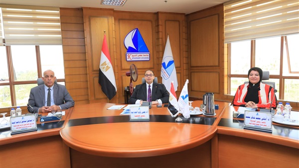 رئيس جامعة كفر الشيخ