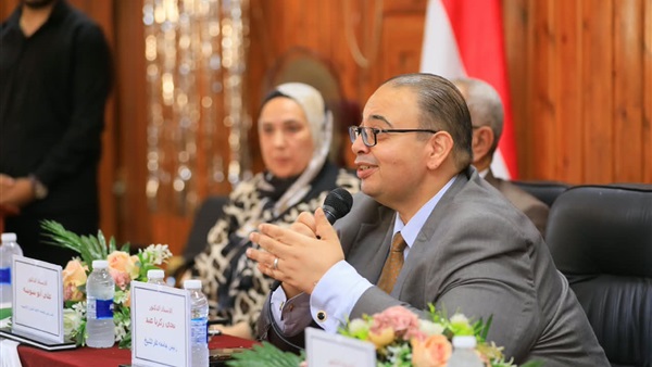 رئيس جامعة كفر الشيخ