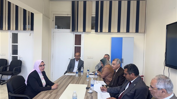 رئيس جامعة دمنهور
