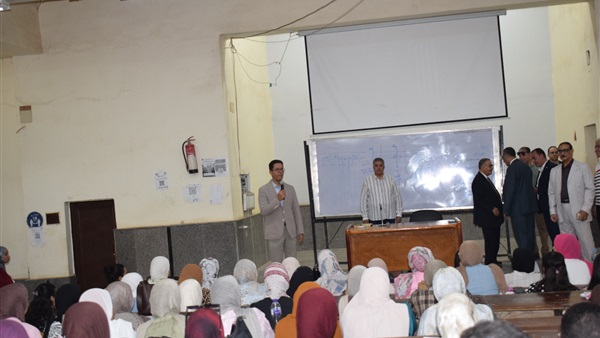 رئيس جامعة بنها