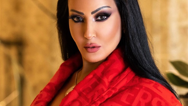سمية الخشاب