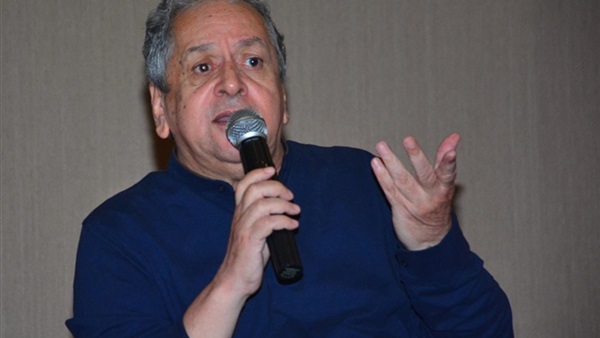 عمر عبدالعزيز