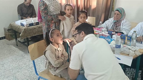 قافلة طبية لطلاب