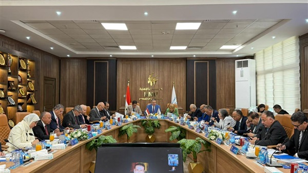 مجلس أمناء جامعة