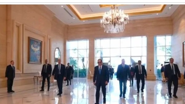 الرئيس السيسي يصل