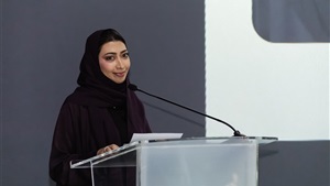 دبي الإنسانية تحيي