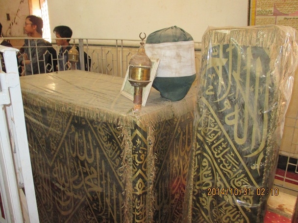 مرقد السيد محمد بن الحنفية بن علي بن أبي طالب رضي الله عنهما بمصر - القاهرة مرقد السيد محمد بن الحنفية بن علي بن أبي طالب رضي الله عنهما بمصر - القاهرة