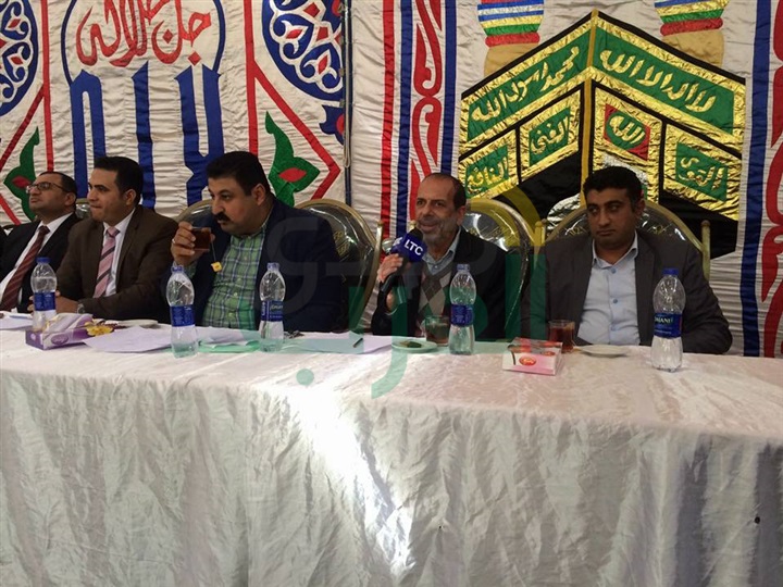 بالصور.. إنهاء خلافا ثأريا بين 4 عائلات بالجيزة بحضور المخابرات الحربية  