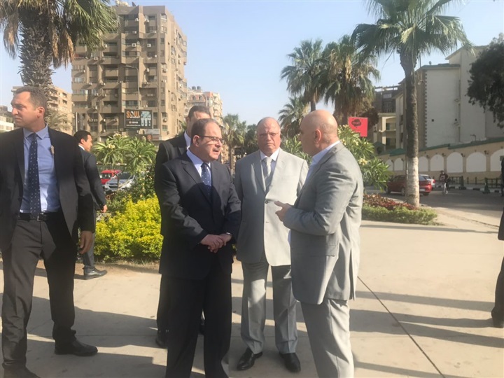 بالصور.. وزير الداخلية فى جولة مكوكية أثناء «الصيام» بالقاهرة والجيزة
