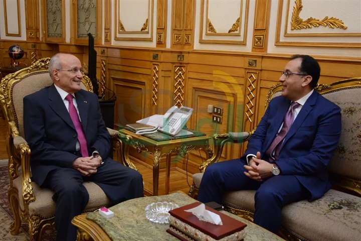 العصار" و"مدبولى" يوقعان بروتوكول للتعاون  فى تنفيذ المشروعات القومية والتنموية للدولة