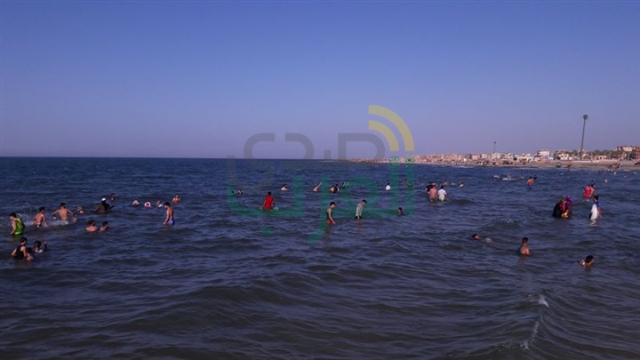 بالصور.. في ثاني أيام العيد.. حدائق كفر الشيخ تواصل استقبال الهاربين من الحرارة و"الشماسي" تحتل شواطئ مصيف بلطيم  
