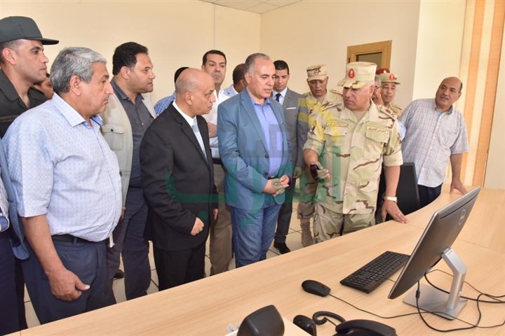 وزير الرى وكامل الوزير يتفقدان مشروع قناطر أسيوط الجديدة ومحطتها الكهرومائية