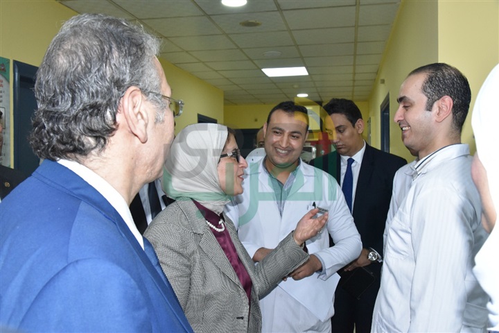 وزيرة الصحة تتفقد الحالة الصحية لـ"مرضى قوائم الانتظار" بمستشفى دار الشفاء