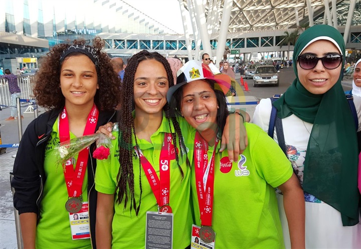 "التضامن" تستقبل بعثة المنتخب المصري للكرة النسائية للأولمبياد الخاص بالورود