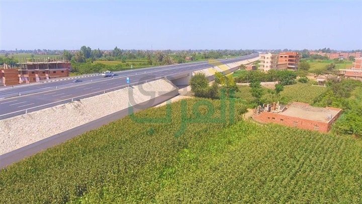 وزراء النقل والتخطيط والدولة للانتاج الحربى فى جولة تفقدية بالطريق الدائرى الإقليمى (صور)