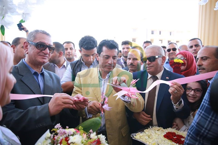 بالصور.. وزير الشباب والرياضة ومحافظ كفر الشيخ يفتتحان عددا من المنشآت الرياضية