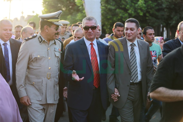 بالفيديو.. محافظ كفر الشيخ يؤدى صلاة عيد الأضحى المبارك بالاستاد الرياضي