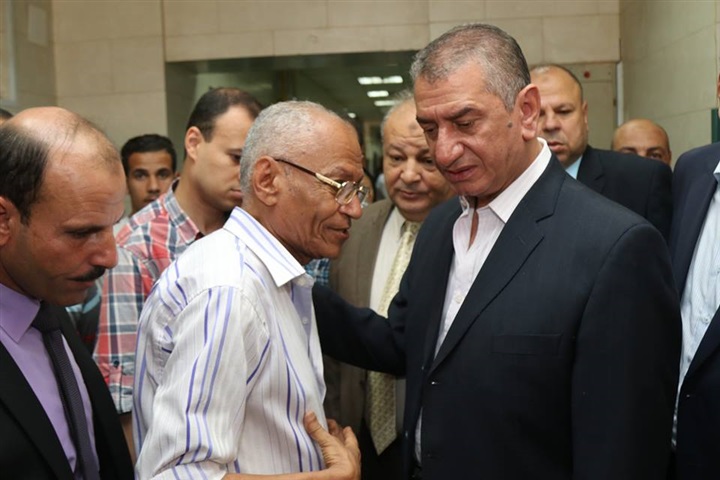 بالصور.. إحالة 227 طبيب وممرضة بمستشفى كفر الشيخ ودسوق للتحقيق