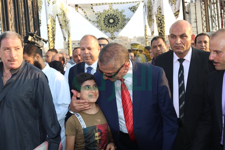 بالفيديو.. محافظ كفر الشيخ يؤدى صلاة عيد الأضحى المبارك بالاستاد الرياضي