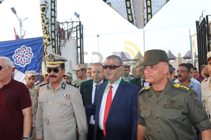 بالفيديو.. محافظ كفر الشيخ يؤدى صلاة عيد الأضحى المبارك بالاستاد الرياضي