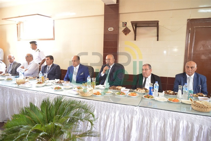 بالفيديو والصور.. أبو زيد يهنئ  مدير الأمن ورجال الشرطة بمطروح بعيد الأضحى المبارك