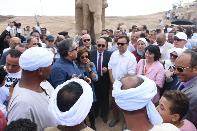 وزير الأثار يفتتح أعمال تطوير المنطقة الأثرية لصان الحجر بحضور عدد من سفراء الدول أجنبية