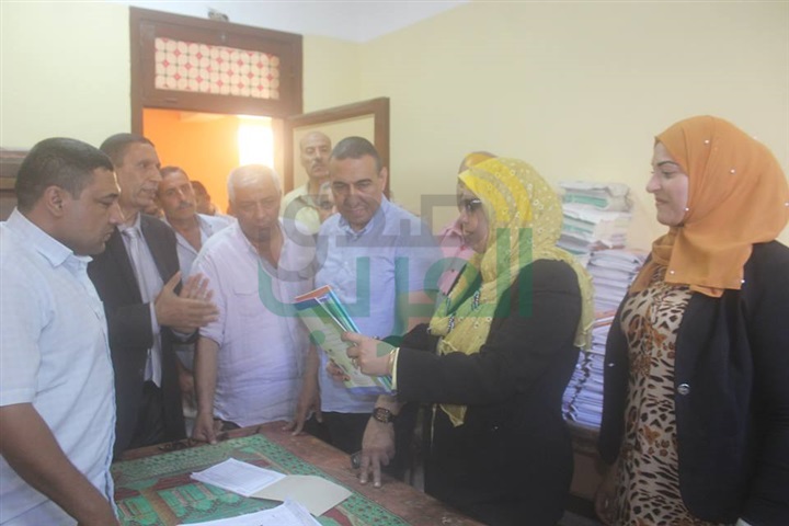 بالصور...سكرتير مساعد كفر الشيخ يواصل جولاته للإطمئنان علي جاهزية المدارس