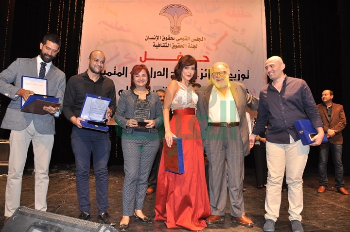 بالصور.. المجلس القومي لحقوق الانسان يكرم ابطال مسلسل أيوب بالصور.. المجلس القومي لحقوق الانسان يكرم ابطال مسلسل أيوب