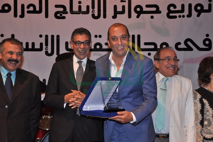 بالصور.. المجلس القومي لحقوق الانسان يكرم ابطال مسلسل أيوب بالصور.. المجلس القومي لحقوق الانسان يكرم ابطال مسلسل أيوب
