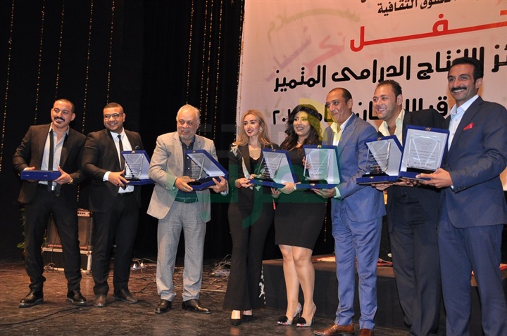 بالصور.. المجلس القومي لحقوق الانسان يكرم ابطال مسلسل أيوب بالصور.. المجلس القومي لحقوق الانسان يكرم ابطال مسلسل أيوب