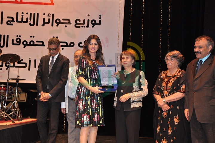 بالصور.. المجلس القومي لحقوق الانسان يكرم ابطال مسلسل أيوب بالصور.. المجلس القومي لحقوق الانسان يكرم ابطال مسلسل أيوب