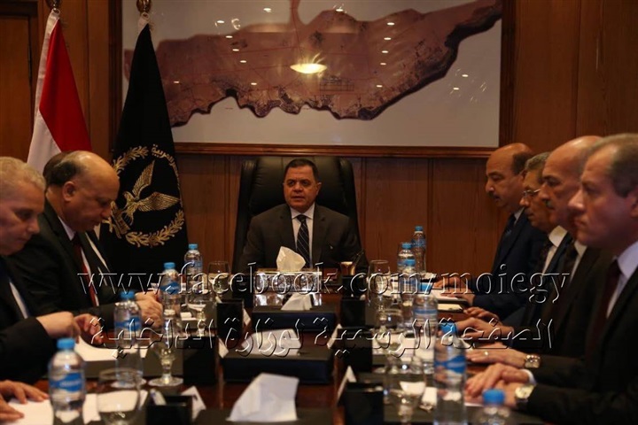 وزير الداخلية يتفقد تأمين مؤتمر شباب العالم بشرم الشيخ