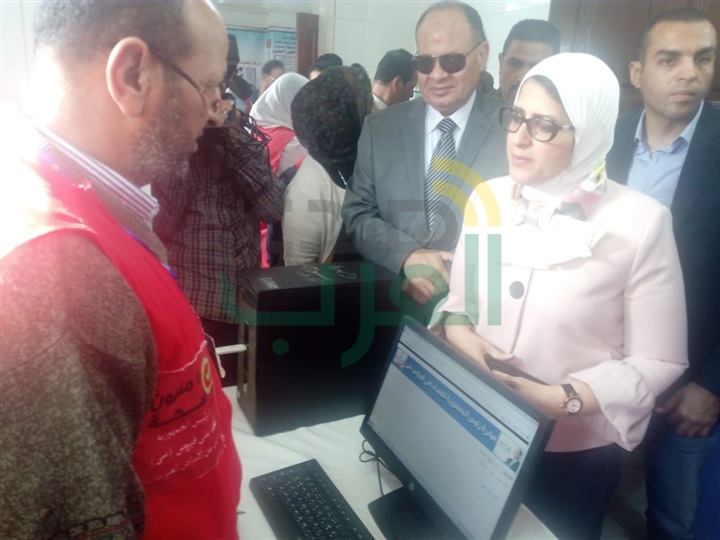 الصحة: الإنتهاء من مسح 10 مليون مواطن.. ونسبة الإصابة لا تتعدي 5%