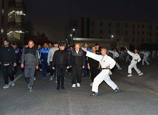 بالصور.. "السيسي" في زيارة مفاجئة لـ"الكلية الحربية"