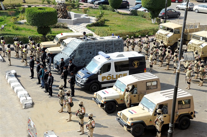 القوات المسلحة تشارك في تأمين الجبهة الداخلية في ذكري 25 يناير وأعياد الشرطة   