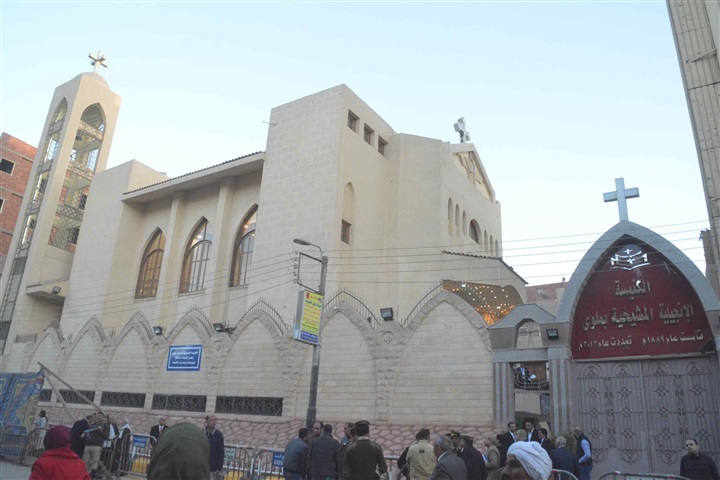 محافظ المنيا يفتتح الكنيسة الإنجيلية المشيخية عقب اعادة بنائها بمركز ملوي