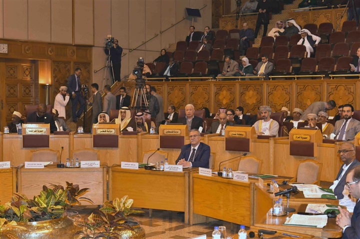 رئيس البرلمان العربي: حان الوقت لرفع اسم السودان من القائمة الأمريكية للإرهاب