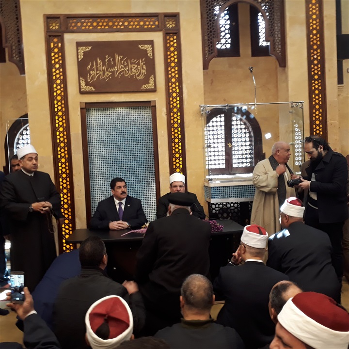 بالصور.. وزير الأوقاف يفتتح المسجد الكبير بالخصوص