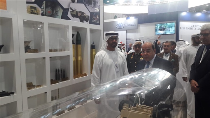 "بن زايد" يتفقد جناح "الإنتاج الحربي" بمعرض "IDEX2019" بأبو ظبى "بن زايد" يتفقد جناح "الإنتاج الحربي" بمعرض "IDEX2019" بأبو ظبى