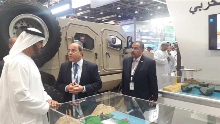 "بن زايد" يتفقد جناح "الإنتاج الحربي" بمعرض "IDEX2019" بأبو ظبى "بن زايد" يتفقد جناح "الإنتاج الحربي" بمعرض "IDEX2019" بأبو ظبى