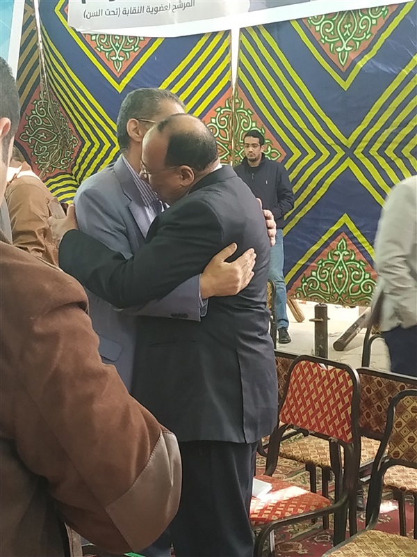 بالصور.. ضياء رشوان يسجل في كشوف «عمومية الصحفيين»