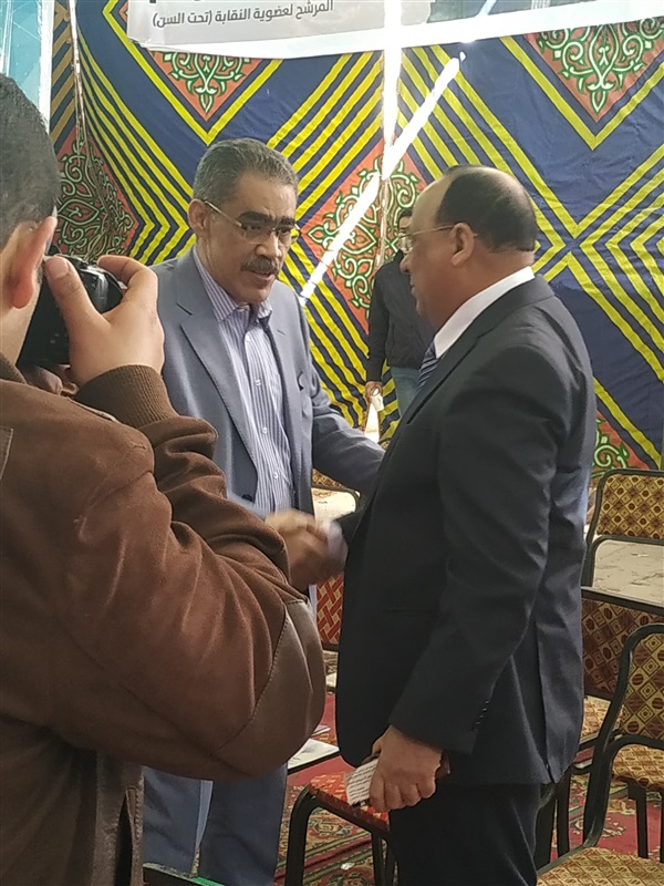 بالصور.. ضياء رشوان يسجل في كشوف «عمومية الصحفيين»