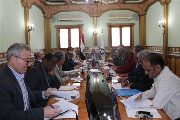 "زمالة المعلمين" يوافق بالإجماع على التعديلات الدستورية الجديدة.. ويناقش إجراءات التقدم للعمرة