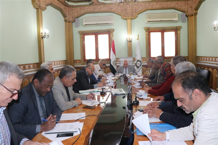 "زمالة المعلمين" يوافق بالإجماع على التعديلات الدستورية الجديدة.. ويناقش إجراءات التقدم للعمرة