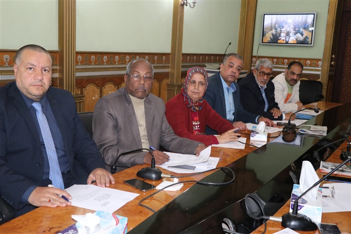 "زمالة المعلمين" يوافق بالإجماع على التعديلات الدستورية الجديدة.. ويناقش إجراءات التقدم للعمرة