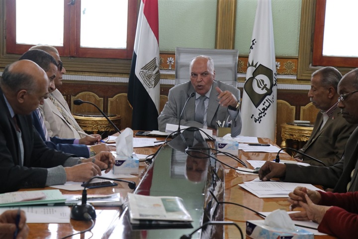 "زمالة المعلمين" يوافق بالإجماع على التعديلات الدستورية الجديدة.. ويناقش إجراءات التقدم للعمرة