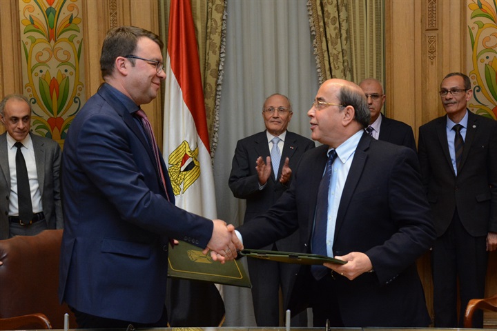 "العصار" يشهد توقيع مذكرة تفاهم مع شركة بولندية 